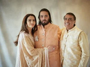 Nita Ambani: The Timeless Beauty and Powerhouse Behind Asia's Richest Empire - image 8