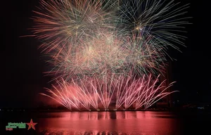 USA and Italy Illuminate the Sky at Da Nang International Fireworks Festival - image 0