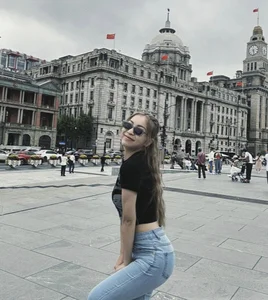 Stunning Post-Marriage Glow of Quang Hai's Famous Ex-Girlfriend - image 8