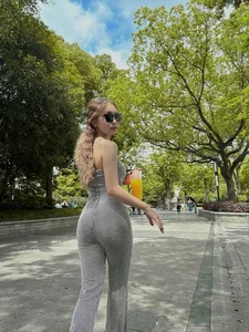 Stunning Post-Marriage Glow of Quang Hai's Famous Ex-Girlfriend - image 5