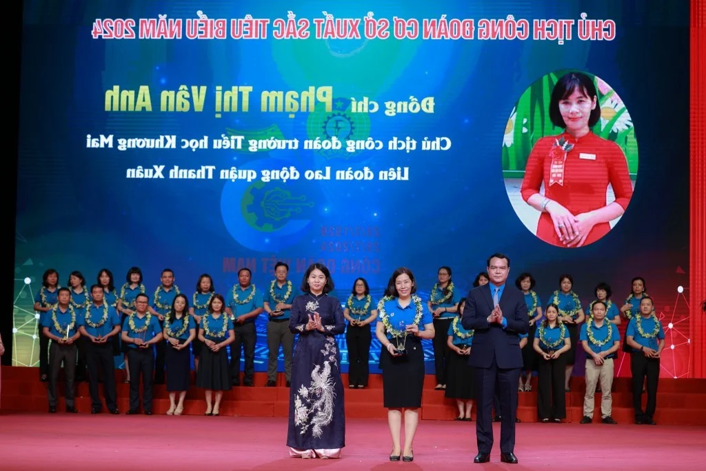 Honoring 95 Outstanding Local Trade Union Presidents for Exemplary Service