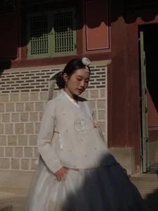 Phuong My Chi Channels Elegance at a Historic Korean Palace - image 2