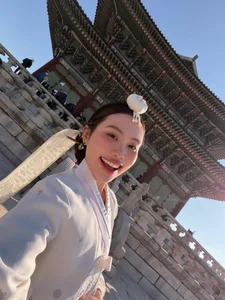 Phuong My Chi Channels Elegance at a Historic Korean Palace - image 10