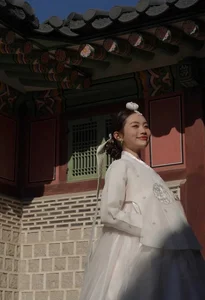 Phuong My Chi Channels Elegance at a Historic Korean Palace - image 8