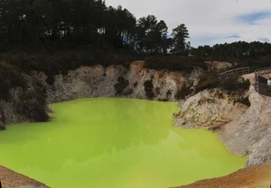 The Allure and Danger of Toxic Green Geothermal Lakes - image 5