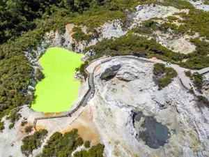 The Allure and Danger of Toxic Green Geothermal Lakes - image 2