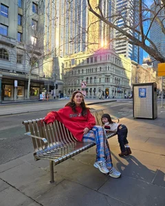Thai Superstar and Billionaire Husband: A Romantic and Stylish Stroll in the City - image 0