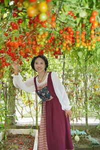 AI-Inspired Tomato Garden Becomes a Viral Check-In Spot for Spring - image 3