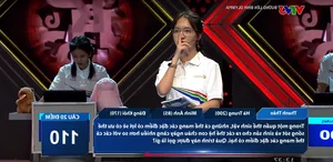 Thai Binh Student Achieves Surprising Victory in Road to Mount Olympia Competition - image 9