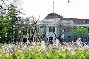 Exploring the Prestigious Campus of the Harvard of Asia - image 5