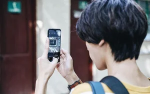 The Sudden Decline of Independent Phone Repair Shops Across China - image 1