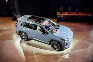 Will the Newly Launched Toyota RAV4 2026 Arrive in Vietnam? - image 6