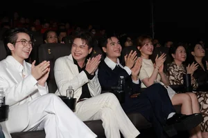 Hari Won and Vo Tan Phat Join Forces for the Exciting Premiere of Super 10 Kids Season 5 - image 2