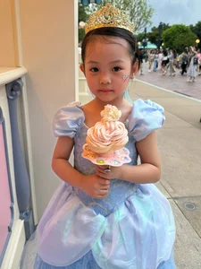 Cuong Do La’s Daughter Suchin Celebrates Her Adorable 5th Birthday in Style - image 2