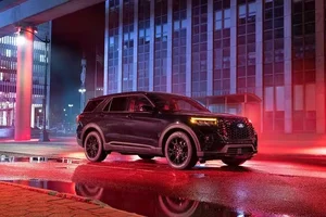 First Look: The Aggressive and Bold 2027 Ford Explorer ST - image 7