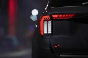 First Look: The Aggressive and Bold 2027 Ford Explorer ST - image 3