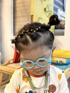 Beautiful Morning Hairstyles Created by a Loving Grandmother for Her Granddaughter - image 17