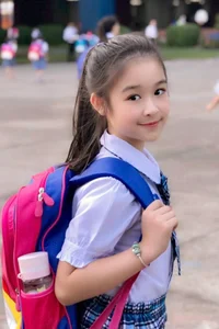 Lê Phương's Daughter in Bóng ma hạnh phúc: A Rising Star and Future Miss Vietnam Contender - image 2