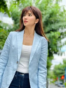 The Stunning Transformation of Actress Kim Tuyen: From a 16-Year-Old Beauty to a Resilient Screen Icon - image 2