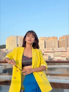 The Stunning Transformation of Actress Kim Tuyen: From a 16-Year-Old Beauty to a Resilient Screen Icon - image 6