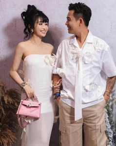 Mina Pham’s Youthful Glow: Minh Nhua’s Wife Visits Stepdaughter Joyce Pham - image 10