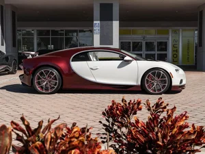 Buy a $3.8 Million Bugatti Chiron and Get a Free Rolls-Royce in This Incredible Supercar Deal - image 6