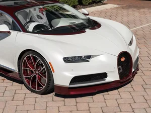 Buy a $3.8 Million Bugatti Chiron and Get a Free Rolls-Royce in This Incredible Supercar Deal - image 4
