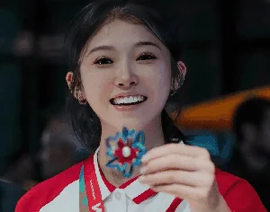 Chinese Track and Field Athlete Captivates Fans with Movie-Star Looks - image 6
