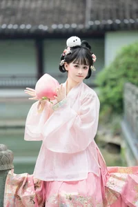 Jiao Yi Zhi Sui Sui Shines in YiTuYu Art Language Vol.10476: 61P Photography Set - image 40