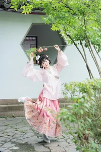 Jiao Yi Zhi Sui Sui Shines in YiTuYu Art Language Vol.10476: 61P Photography Set - image 26