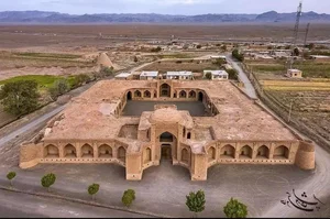 Explore the 500-Year-Old Desert Caravanserais of the Ancient Silk Road: A Journey Through Persian Architecture and History - image 3