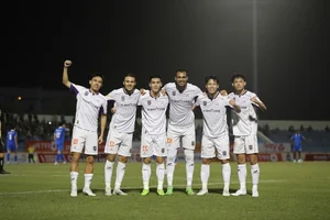 Tien Linh Shines as Match-Winner Against Tam Ky Stadium Hosts - image 0