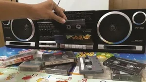 Nostalgic Tech: Rediscovering the 'Extinct' Gadgets from Our Grandparents' Generation - image 2