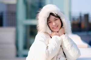 Natural Beauty Triumphs: The Stunning Evolution of the 'Little Beauty' Netizens Adore - image 5