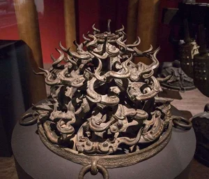 Uncovering the Mystery: 2,500-Year-Old Tomb Containing Impossible Ancient Technology - image 5