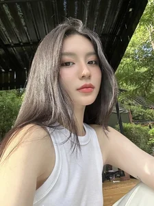 Discover the Charm of Saigon’s Natural Internet Goddess Captivating Social Media - image 6