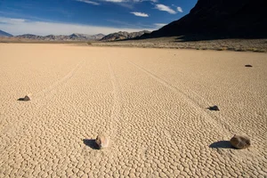 Sailing Stones of Death Valley: Solving the Moving Rocks Mystery - image 3