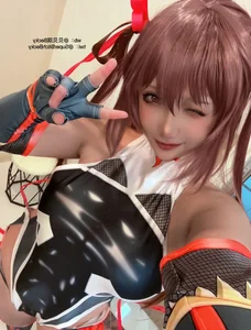 Becky Captivates as Mizushiro Yukikaze: A Masterclass in Character Photography - image 32