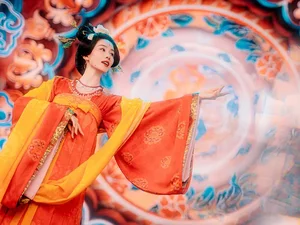 Yang Mi and Dilraba Dilmurat Lead CBiz Beauties in Lunar New Year Photoshoots - image 10