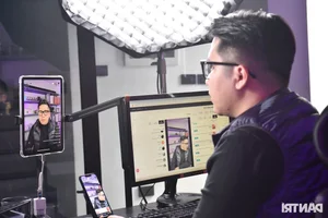 The Rise of Livestream Commerce: How Gen Y Entrepreneurs Make Millions - image 1
