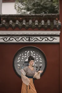 Artistic Expression in Art Language Vol.6169: A Feature on Xuan Miao Bu Miao Miao - image 6