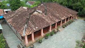 What Makes This Century-Old House in Binh Duong So Astonishing? - image 2