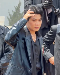 Vietnamese Celebrity News: Hoai Linh's Brother Robbed in Europe and Dong Anh Quynh's New Romance - image 17