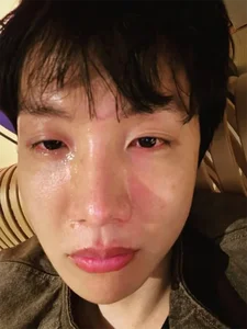 Fans Concerned as Photos of BTS J-Hope Crying Before Performance Surface Online - image 3
