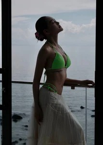 Actress Thuy Anh Flaunts Her Stunning Bikini Body and Style - image 3