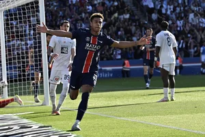 PSG Secures 13th Ligue 1 Title with Six Matches Remaining - image 6