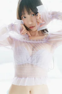 Stunning Digital Portrait Collection: Eunji Pyo FRIDAY Juicy Digital Photo Book - Elegant Japanese Style Photography Series - image 3