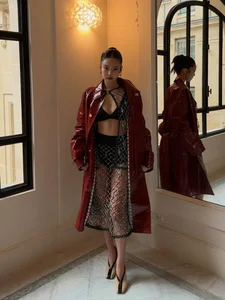 Jennie Stuns at Chanel Show: Her Custom Runway Look Outshines the Models - image 6