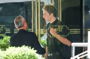 Inside Barron Trump's New Chapter: College Life at NYU Revealed - image 11