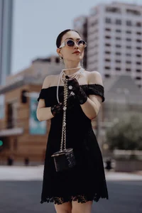 Model Thu Hang and Daughter Turn Heads with Matching Outfits in the US - image 5